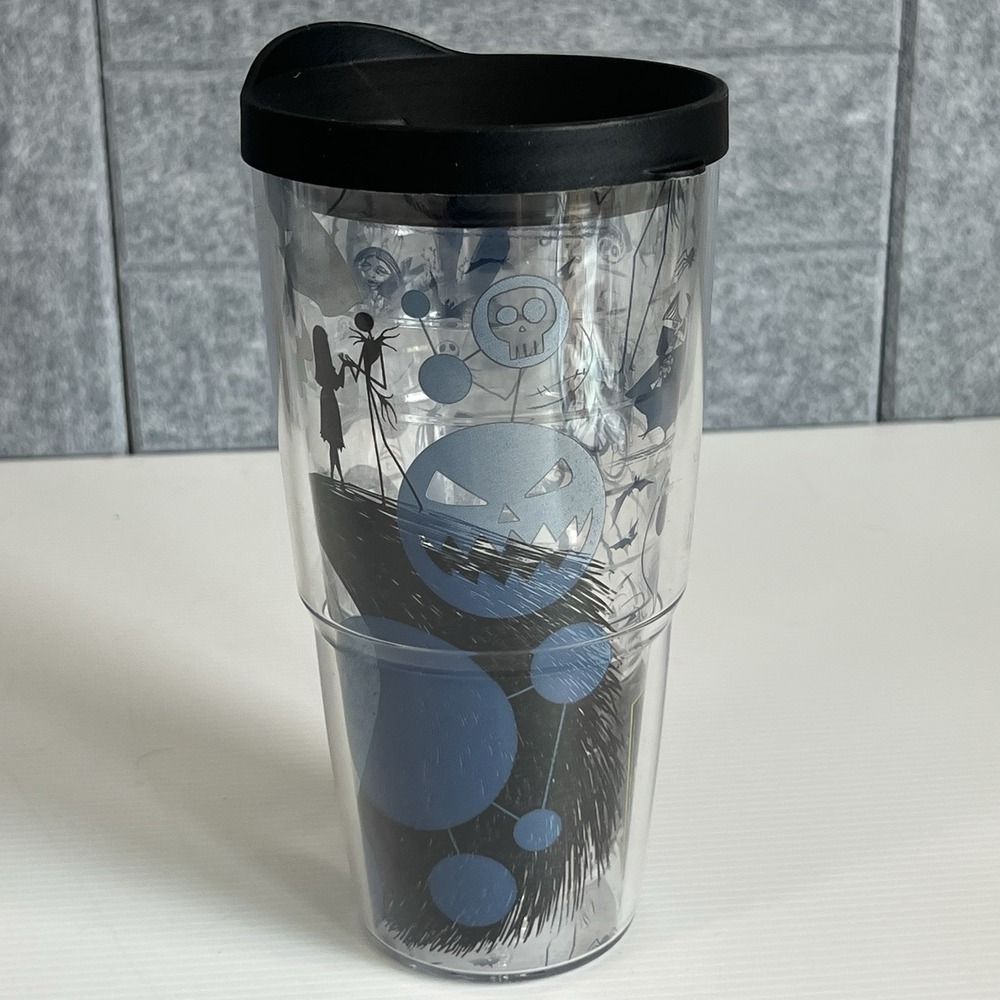 Tervis Tumbler Nightmare Before Christmas 24 oz with Lid Disney 25 Years - Picture 6 of 16